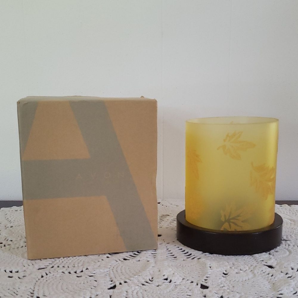 Vintage Avon Flocked Leaf Tealight Tea Light Candle Holder